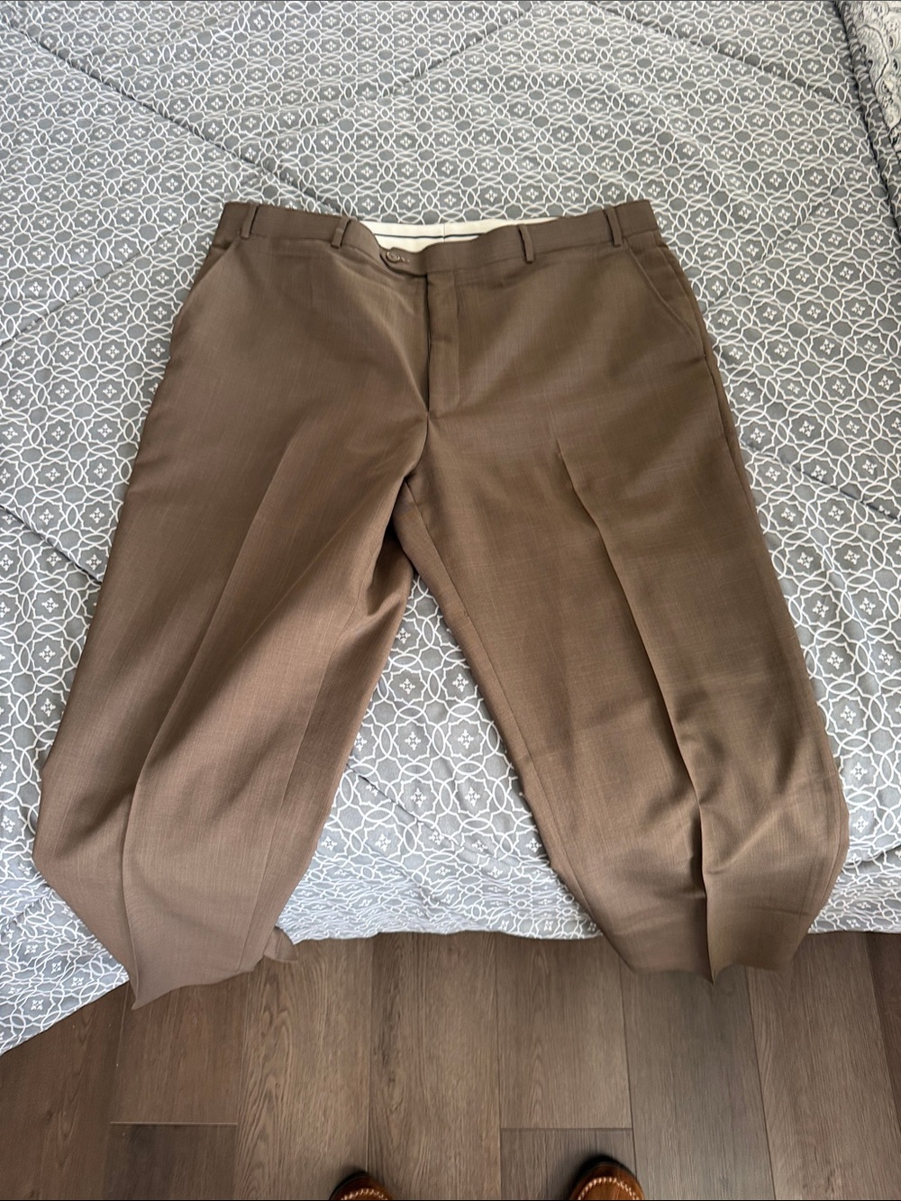 Stafford Men's Brown Dress Slacks